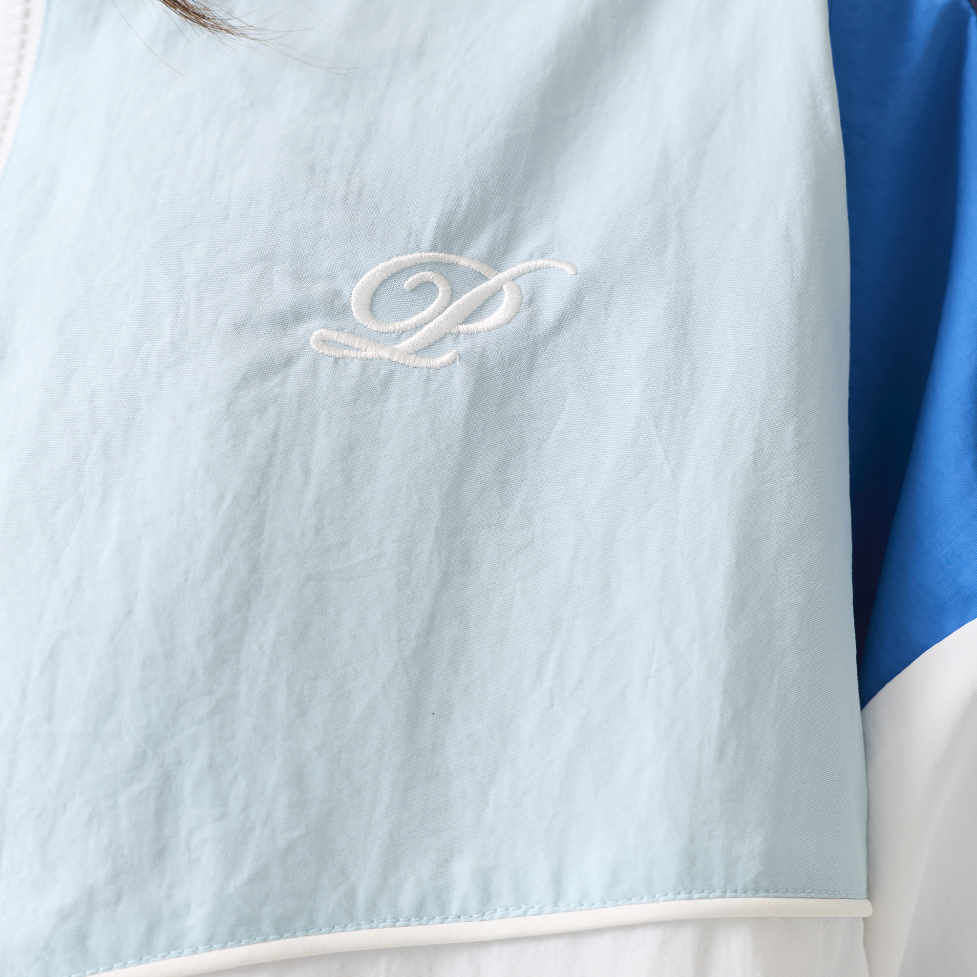 Frost Windbreaker