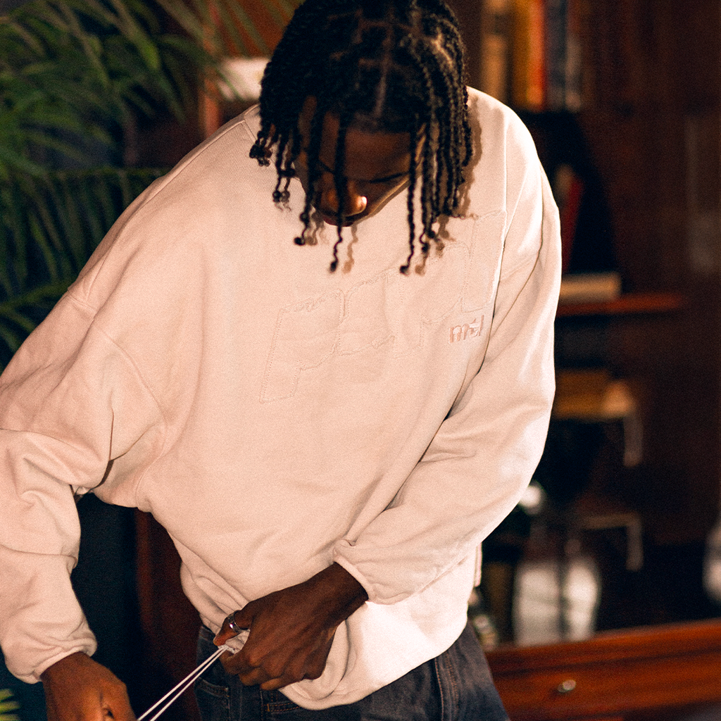 BOXY CREWNECK